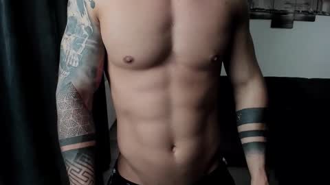 Snapshot of richarddarell chatting on 09-28-25, 05:13 RichardDarell online show from 09-28-25, 05:13