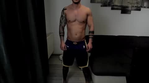 Snapshot of richarddarell chatting on 10-24-25, 04:20 RichardDarell online show from 10-24-25, 04:20