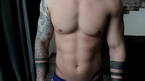 Snapshot of richarddarell chatting on 10-26-25, 05:24 RichardDarell online show from 10-26-25, 05:24