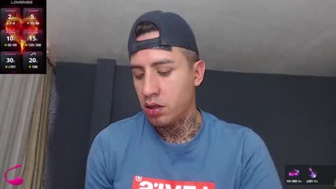 Snapshot of richi_grubby chatting on 12-23-24, 06:16 David online show from 12-23-24, 06:16