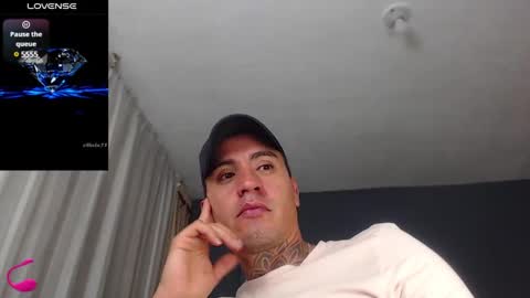 Snapshot of richi_grubby chatting on 12-31-24, 12:11 David online show from 12-31-24, 12:11