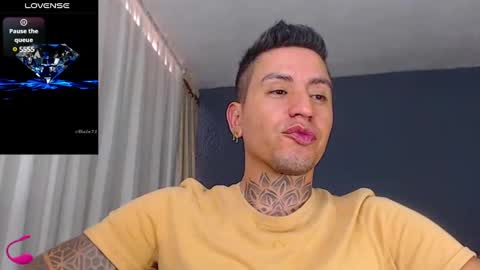 Snapshot of richi_grubby chatting on 01-06-25, 07:24 David online show from 01-06-25, 07:24