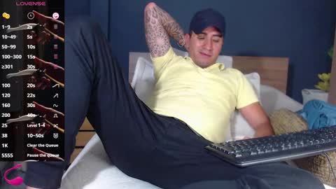 Snapshot of richi_grubby chatting on 02-15-25, 11:25 David online show from 02-15-25, 11:25