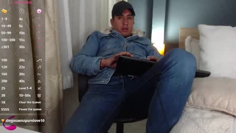 Snapshot of richi_grubby chatting on 02-19-25, 01:51 David online show from 02-19-25, 01:51