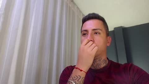 Snapshot of richi_grubby chatting on 03-01-25, 08:53 David online show from 03-01-25, 08:53