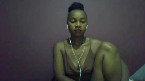 Snapshot of ricie001 chatting on 02-19-26, 02:29 ricie001 online show from 02-19-26, 02:29