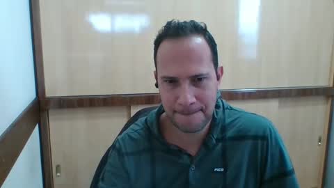 Snapshot of rick503835 chatting on 09-23-25, 03:15 Rick Arian online show from 09-23-25, 03:15