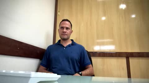 Snapshot of rick503835 chatting on 10-13-25, 12:38 Rick Arian online show from 10-13-25, 12:38