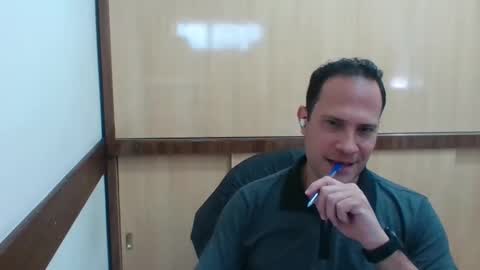 Rick Arian online show from 11-17-25, 12:44