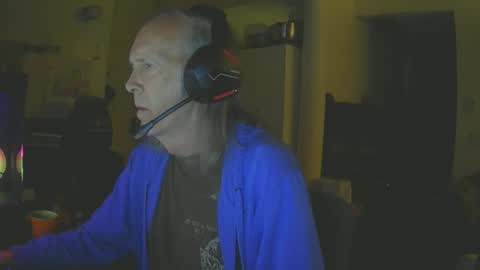 Snapshot of rickl56 chatting on 10-24-25, 12:30 rickl56 online show from 10-24-25, 12:30