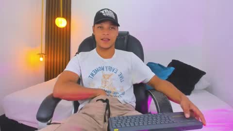 Ricky  online show from 02-13-25, 09:27