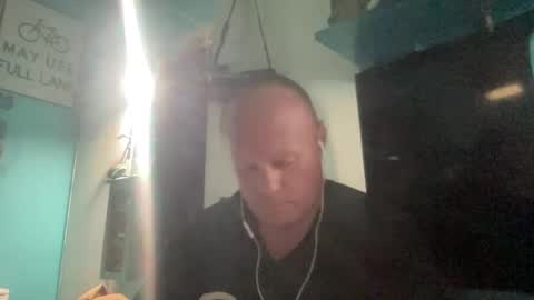 Snapshot of rickygeez chatting on 01-18-25, 11:33 penisaurisrex online show from 01-18-25, 11:33