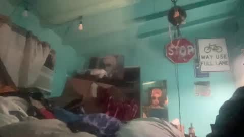 Snapshot of rickygeez chatting on 01-21-25, 11:03 penisaurisrex online show from 01-21-25, 11:03