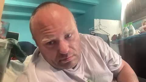 Snapshot of rickygeez chatting on 01-27-25, 12:01 penisaurisrex online show from 01-27-25, 12:01