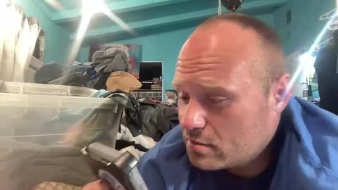 Snapshot of rickygeez chatting on 01-28-25, 04:29 penisaurisrex online show from 01-28-25, 04:29