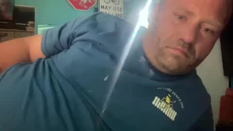 Snapshot of rickygeez chatting on 01-28-25, 07:32 penisaurisrex online show from 01-28-25, 07:32