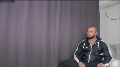 Snapshot of rickymiami1 chatting on 11-04-25, 05:12 rickymiami1 online show from 11-04-25, 05:12