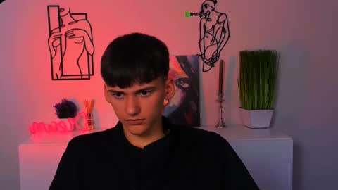 Snapshot of rico_steel chatting on 10-08-25, 08:45 Rico online show from 10-08-25, 08:45