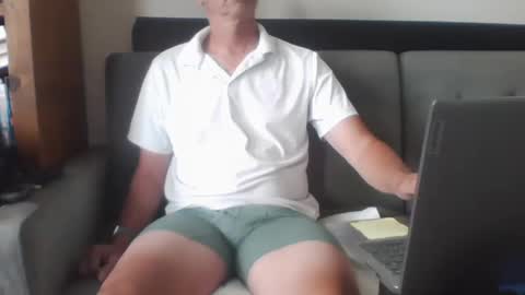 ridemehigh1 online show from 10-13-25, 04:51