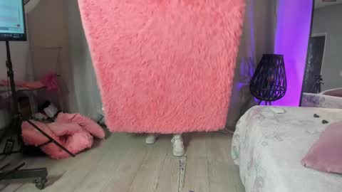 Sara online show from 02-28-25, 10:09