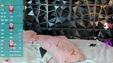 rihanna online show from 12-18-24, 11:30