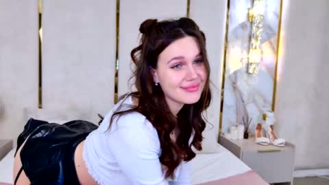 Rihanna online show from 01-31-26, 07:11