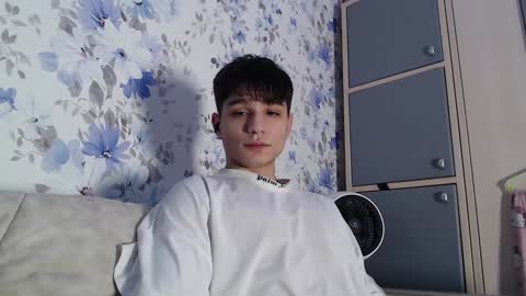 Snapshot of rik_and chatting on 02-02-25, 09:34 Rick online show from 02-02-25, 09:34