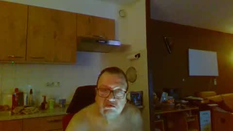 Snapshot of rikkerd55 chatting on 11-07-25, 05:07 rikkerd55 online show from 11-07-25, 05:07