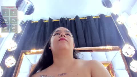 Riley online show from 11-08-25, 11:32