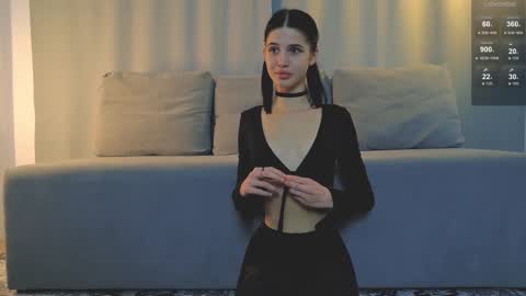 Snapshot of rinacain chatting on 10-25-25, 07:16 RINA online show from 10-25-25, 07:16