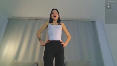 Snapshot of rinacain chatting on 10-26-25, 07:03 RINA online show from 10-26-25, 07:03