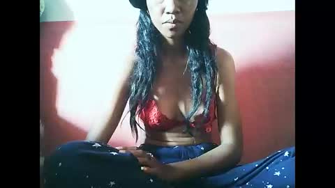 Snapshot of rinahex chatting on 12-01-25, 08:52 rinahex online show from 12-01-25, 08:52