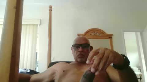 RioNel online show from 12-15-25, 05:28