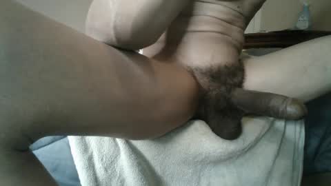 Snapshot of ripped9inches chatting on 12-12-24, 05:37 ripped9inches online show from 12-12-24, 05:37