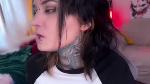   DianaBrite            fansl y online show from 03-26-26, 01:06