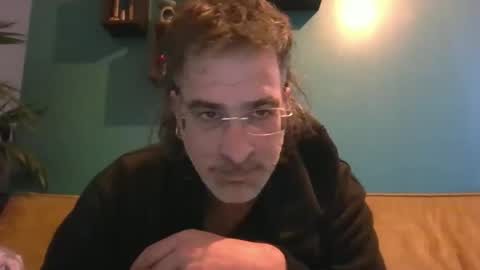 Snapshot of risa248_ chatting on 01-12-26, 01:27 risa248_ online show from 01-12-26, 01:27