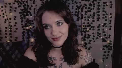 risha_laass online show from 11-21-25, 08:18