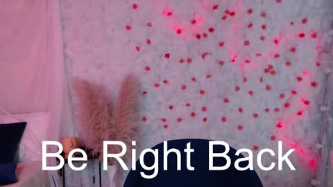 Snapshot of risky_dream chatting on 02-14-25, 02:44 Alice online show from 02-14-25, 02:44