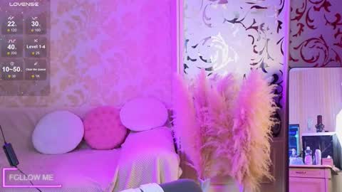 Snapshot of risky_dream chatting on 09-30-25, 02:11 Alice online show from 09-30-25, 02:11