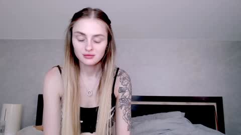 Rita online show from 02-05-25, 01:54