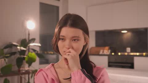 Snapshot of rivagosnell chatting on 02-04-26, 04:24 Akemi online show from 02-04-26, 04:24