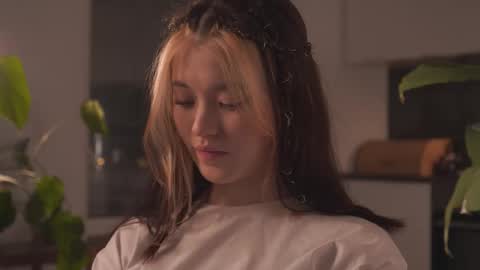 Snapshot of rivagosnell chatting on 02-13-26, 04:36 Akemi online show from 02-13-26, 04:36