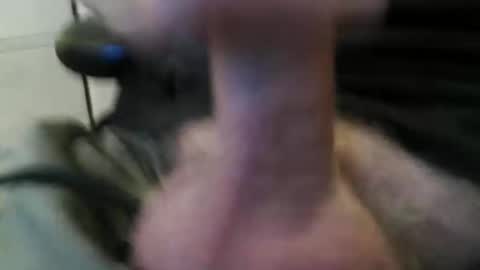 Snapshot of rlcock1 chatting on 11-06-25, 11:33 rlcock1 online show from 11-06-25, 11:33