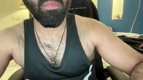 Snapshot of roamexotic chatting on 12-14-24, 11:34 roamexotic online show from 12-14-24, 11:34