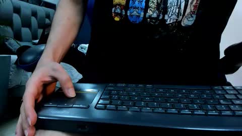 Roan Birkin online show from 12-14-25, 09:52