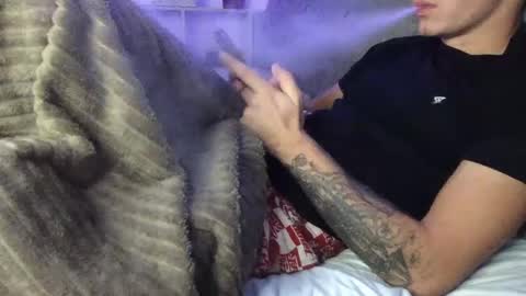 RoastingCorn online show from 01-05-25, 01:45