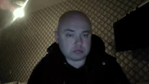 rob18997 online show from 11-28-25, 06:54