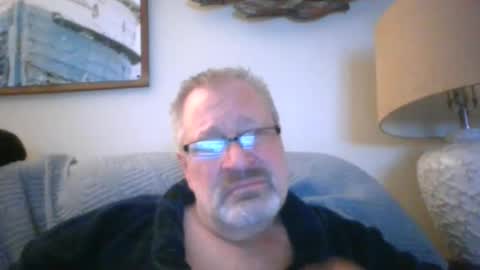 Snapshot of rob872217 chatting on 01-01-25, 01:47 rob872217 online show from 01-01-25, 01:47