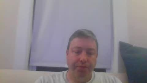 rob_bower_guy online show from 11-03-25, 01:08