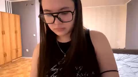 Snapshot of robbimckoy chatting on 02-02-26, 01:32 Aya online show from 02-02-26, 01:32